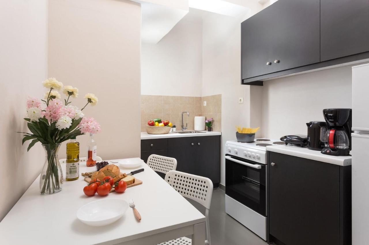 Homely Apartments By Athens Stay Экстерьер фото